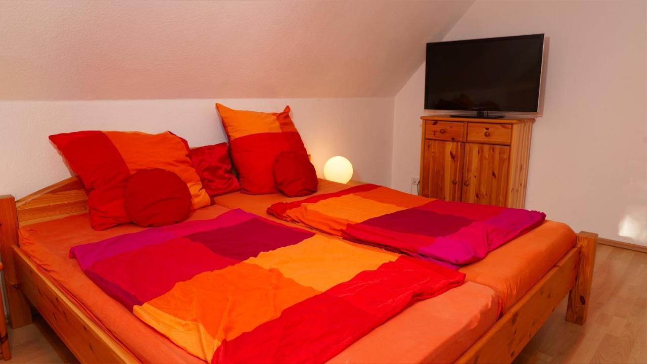 3 Schlafzimmer 8 Gaste Ruhig 110Qm Nahe Flughafen Нордерштедт Экстерьер фото