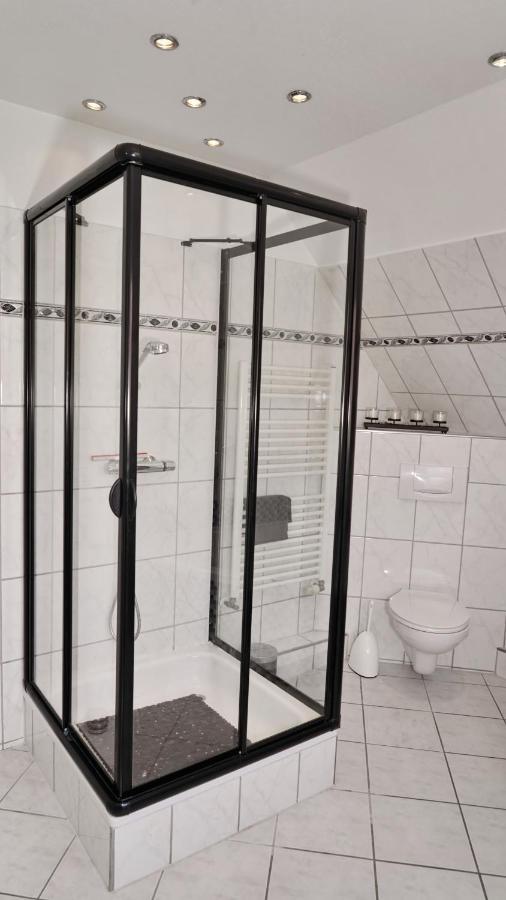 3 Schlafzimmer 8 Gaste Ruhig 110Qm Nahe Flughafen Нордерштедт Экстерьер фото